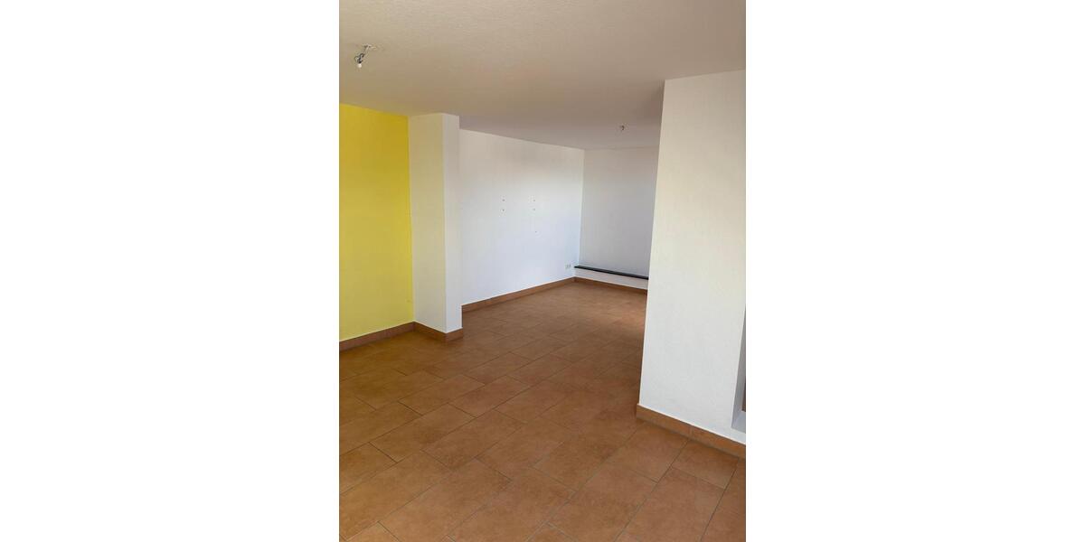 Dachgeschoßwohnung Ortenberg - 3 Zimmer, 97 m&sup2;, 790&euro; | Angebot:26420253