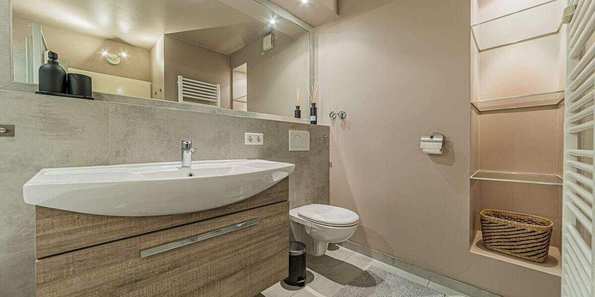 Etagenwohnung Frankfurt am Main Westend-Süd - 3 Zimmer, 82 m&sup2;, 3.140&euro; | Angebot:25727278