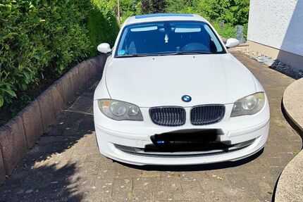 BMW 116 148.000 km 3.200 &euro; Frankfurt am Main 60322