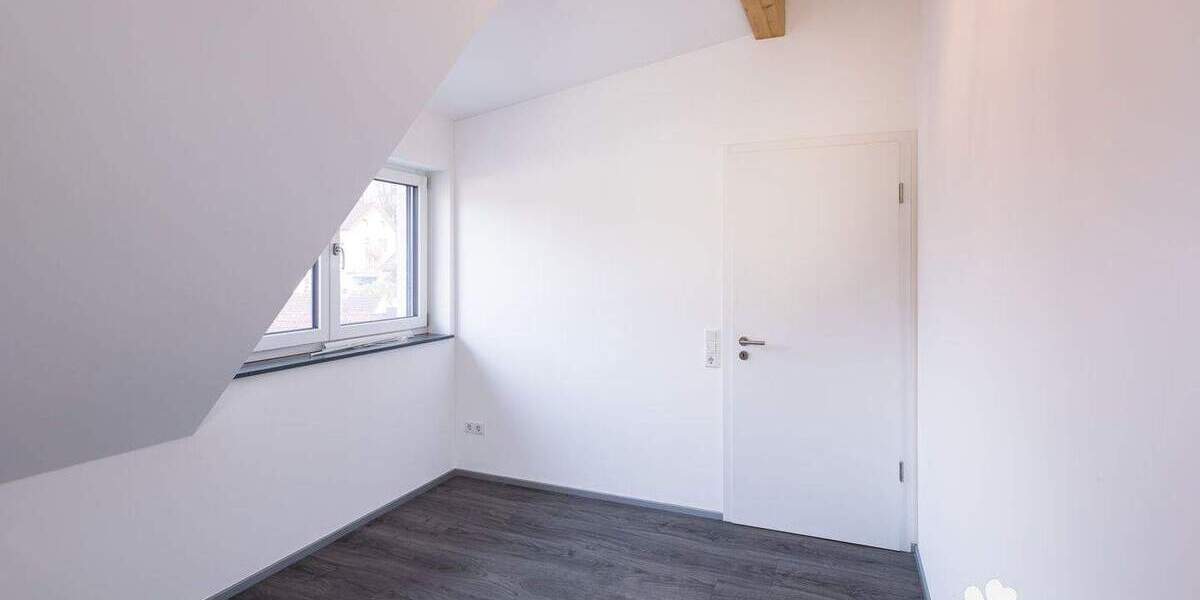 Mehrfamilienhaus, Wohnhaus Haibach Grünmorsbach - 8 Zimmer, 218 m&sup2;, 595.000&euro; | Angebot:25693779