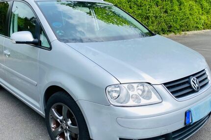 VW Touran 250.000 km 3.500 &euro; Frankfurt am Main 60435