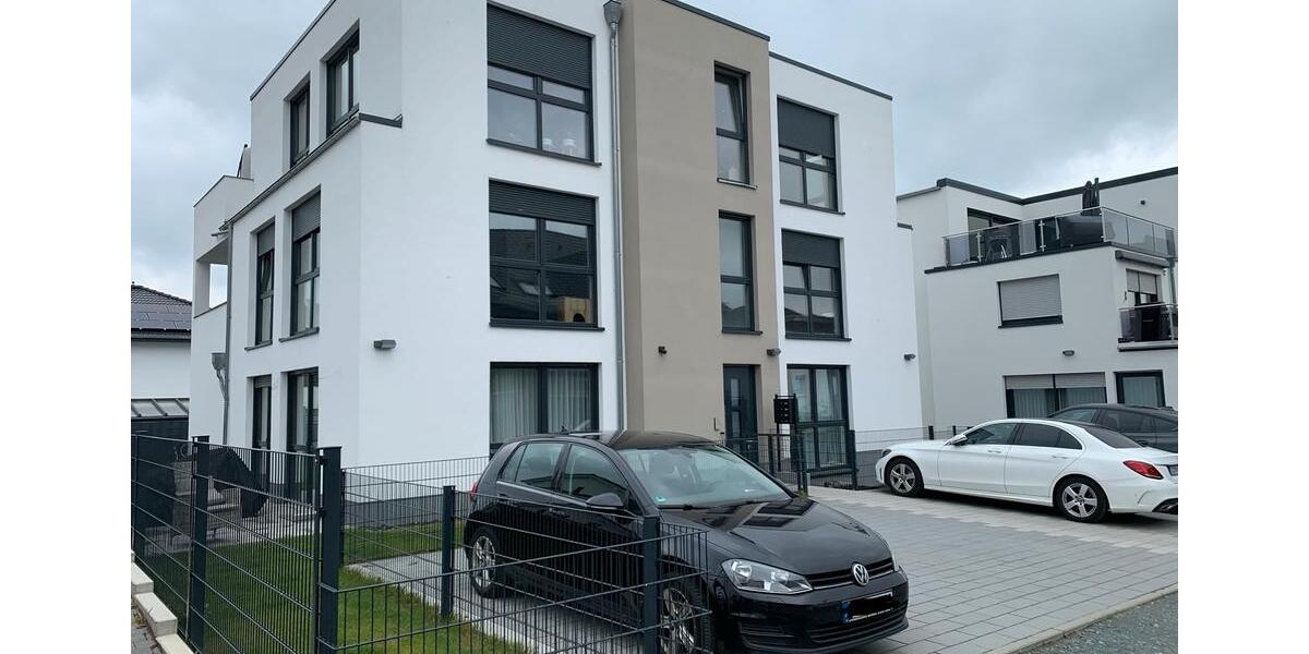 Etagenwohnung Rosbach vor der Höhe - 3 Zimmer, 101 m&sup2;, 1.500&euro; | Angebot:25859871