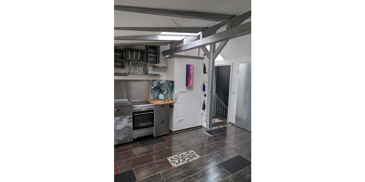 Dachgeschoßwohnung Bad Homburg vor der Höhe Gonzenheim - 2 Zimmer, 52 m&sup2;, 1.250&euro; | Angebot:25885795