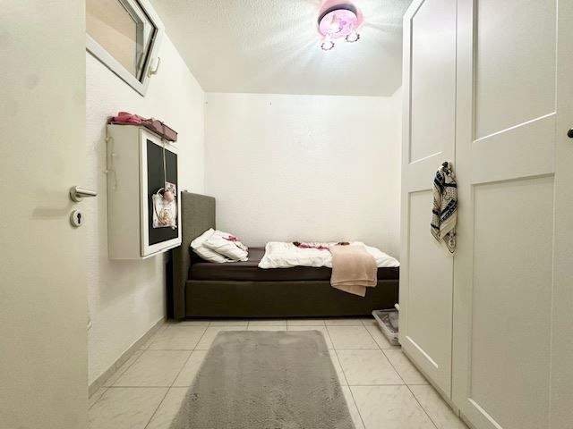 Etagenwohnung Dietzenbach - 4 Zimmer, 74 m&sup2;, 135.000&euro; | Angebot:25690818