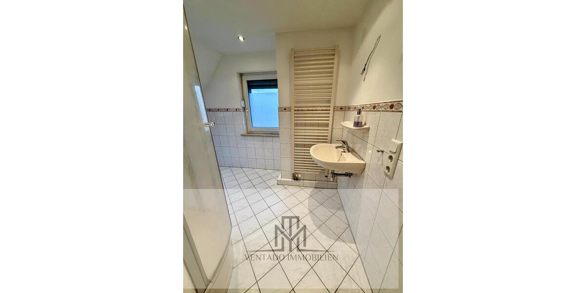 Dachgeschoßwohnung Frankfurt am Main Bonames - 2 Zimmer, 47 m&sup2;, 700&euro; | Angebot:23737955