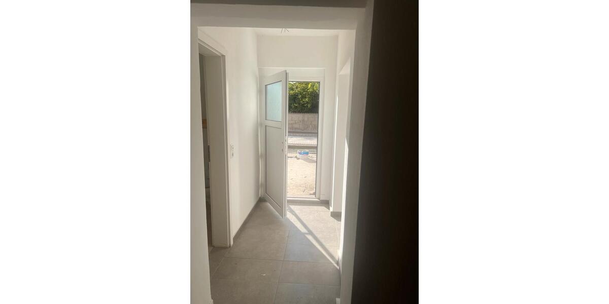 Erdgeschoßwohnung Altenstadt - 5.5 Zimmer, 130 m&sup2;, 1.850&euro; | Angebot:24877253