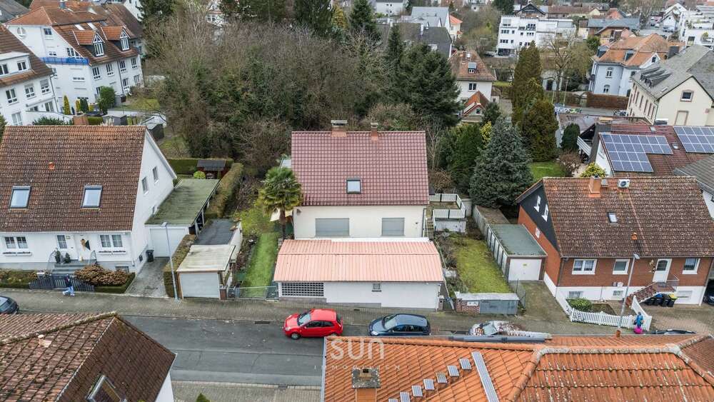 Einfamilienhaus Friedrichsdorf - 9 Zimmer, 214 m&sup2;, 699.000&euro; | Angebot:25017256