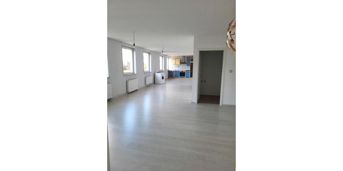 Hochparterre Mömbris - 2 Zimmer, 100 m&sup2;, 750&euro; | Angebot:25393576