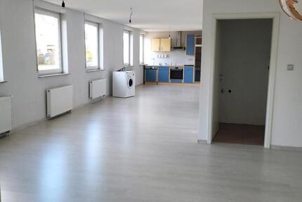 Wohnung Mömbris - 2 Zimmer, 100 m&sup2;, 750&euro; | Angebot:25393576