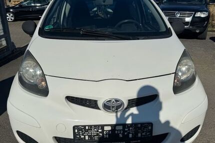 Toyota Aygo (X) 265.000 km 900 &euro; Büdingen 63654