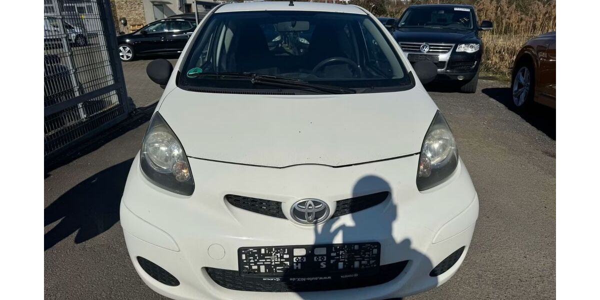 Toyota Aygo (X) 265.000 km 900 &euro; Büdingen 63654
