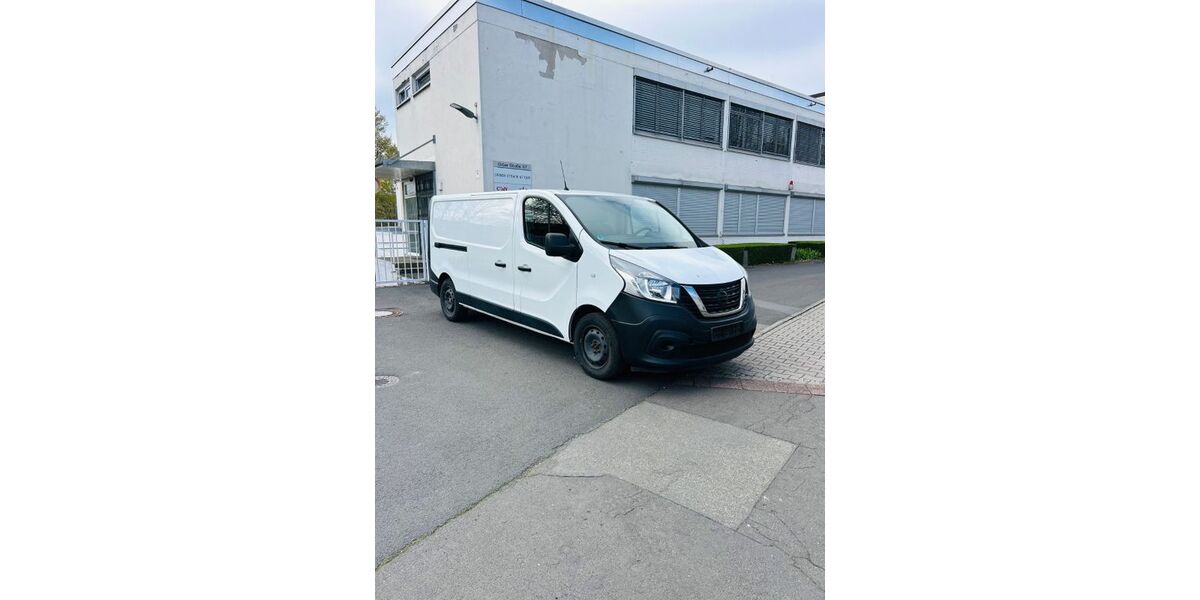 Nissan NV300 197.000 km 7.900 &euro; Riederwald 60386