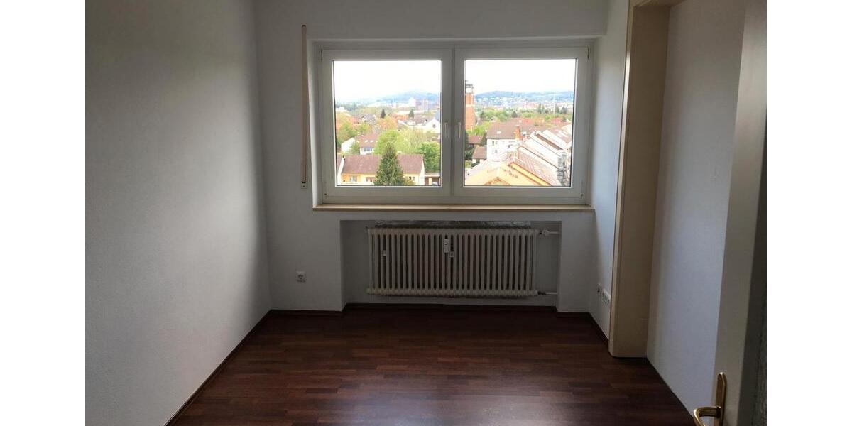 Etagenwohnung Aschaffenburg Damm - 5 Zimmer, 94 m&sup2;, 284.000&euro; | Angebot:25993325