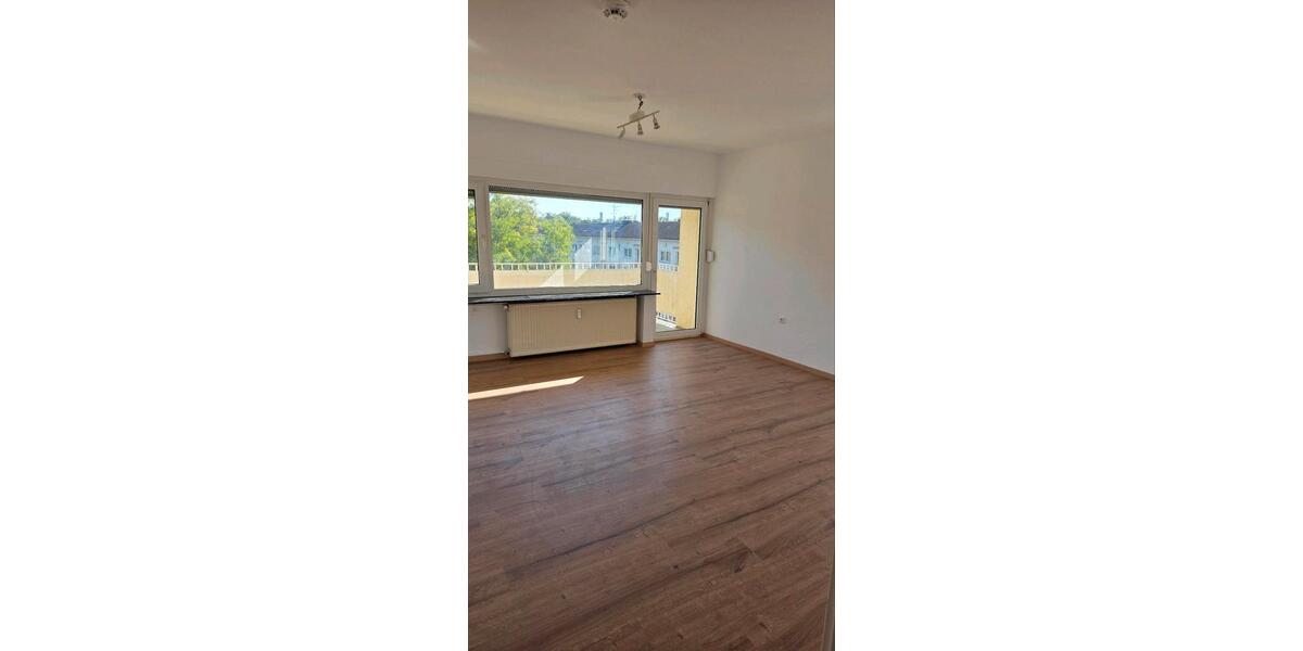 Etagenwohnung Frankfurt am Main Niederrad - 3 Zimmer, 100 m&sup2;, 1.580&euro; | Angebot:27618641