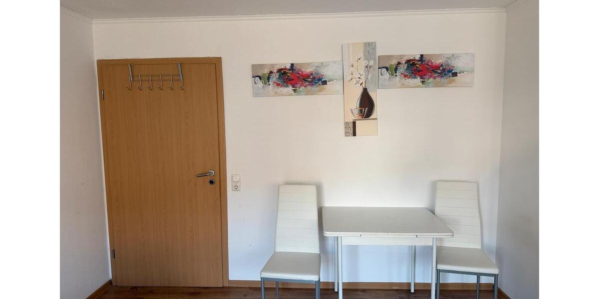 Etagenwohnung Bad Homburg vor der Höhe Gonzenheim - 2 Zimmer, 80 m&sup2;, 1.200&euro; | Angebot:25295602