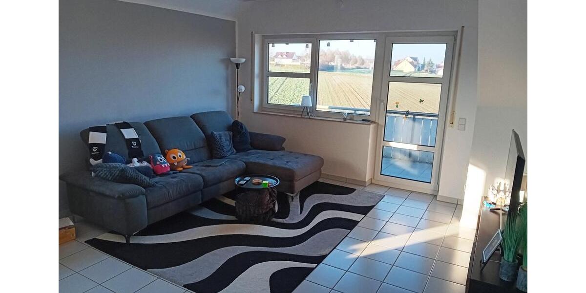 Dachgeschoßwohnung Großostheim - 3 Zimmer, 81 m&sup2;, 1.050&euro; | Angebot:25539722