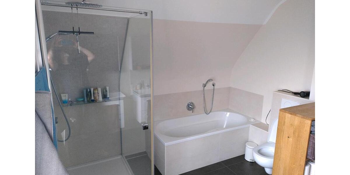 Etagenwohnung Seligenstadt - 4 Zimmer, 1.200 m&sup2;, 500&euro; | Angebot:25431439