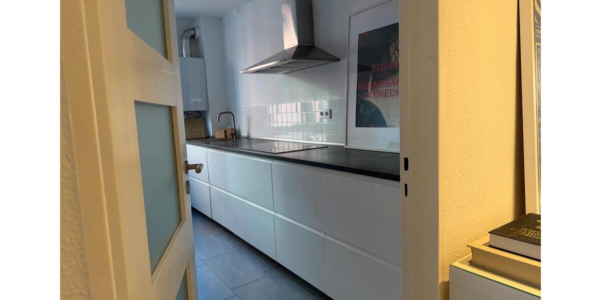 Etagenwohnung Frankfurt am Main Innenstadt - 3 Zimmer, 90 m&sup2;, 2.390&euro; | Angebot:25512351