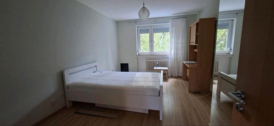 Etagenwohnung Oberursel (Taunus) - 3 Zimmer, 83 m&sup2;, 1.400&euro; | Angebot:27625266