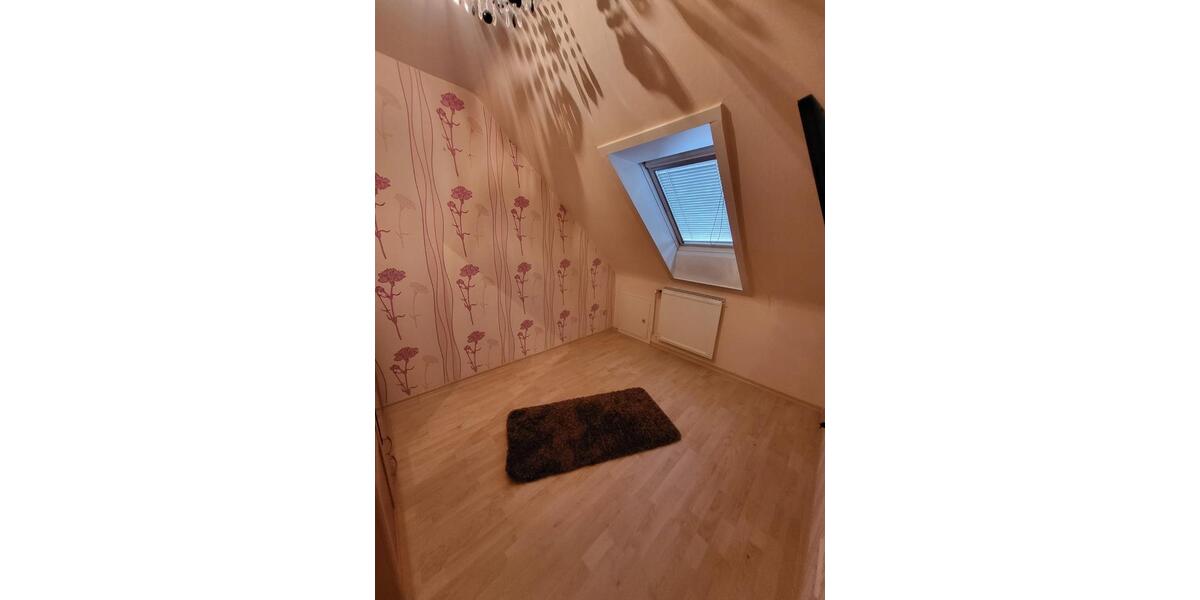 Reihenhaus Frankfurt am Main Sachsenhausen Süd - 5 Zimmer, 110 m&sup2;, 225.000&euro; | Angebot:25987425