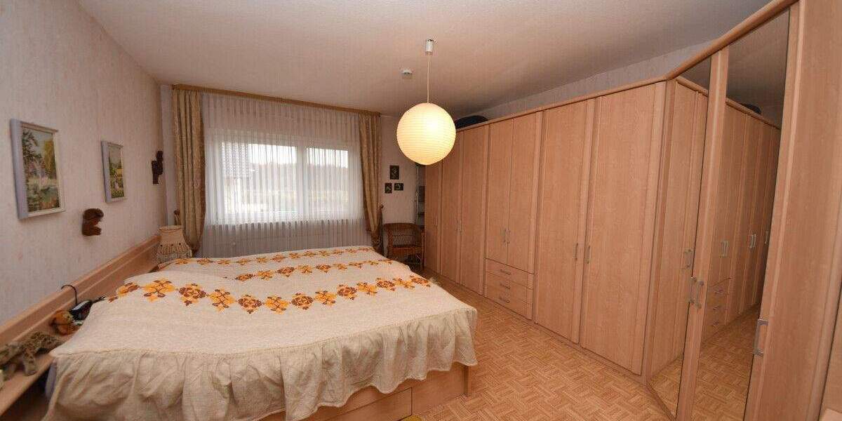 Mehrfamilienhaus, Wohnhaus Hasselroth Neuenhaßlau - 1 Zimmer, 335 m&sup2;, 590.000&euro; | Angebot:25693352