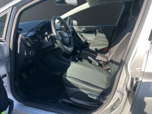 Ford Fiesta Cool & Connect*PDC*Winter & Easy-Driver.P 47.050 km 13.790 &euro; Nidderau 61130