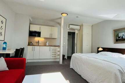 Zimmer Frankfurt am Main Westend Süd - 1 Zimmer, 1.700&euro; | Angebot:25530775