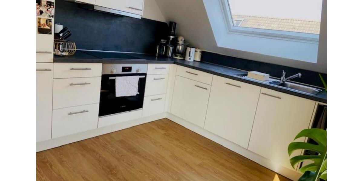 Dachgeschoßwohnung Frankfurt am Main Ginnheim - 2 Zimmer, 57 m&sup2;, 1.165&euro; | Angebot:25648822