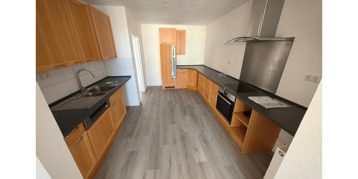 Etagenwohnung Langenselbold - 4 Zimmer, 108 m&sup2;, 970&euro; | Angebot:25431406
