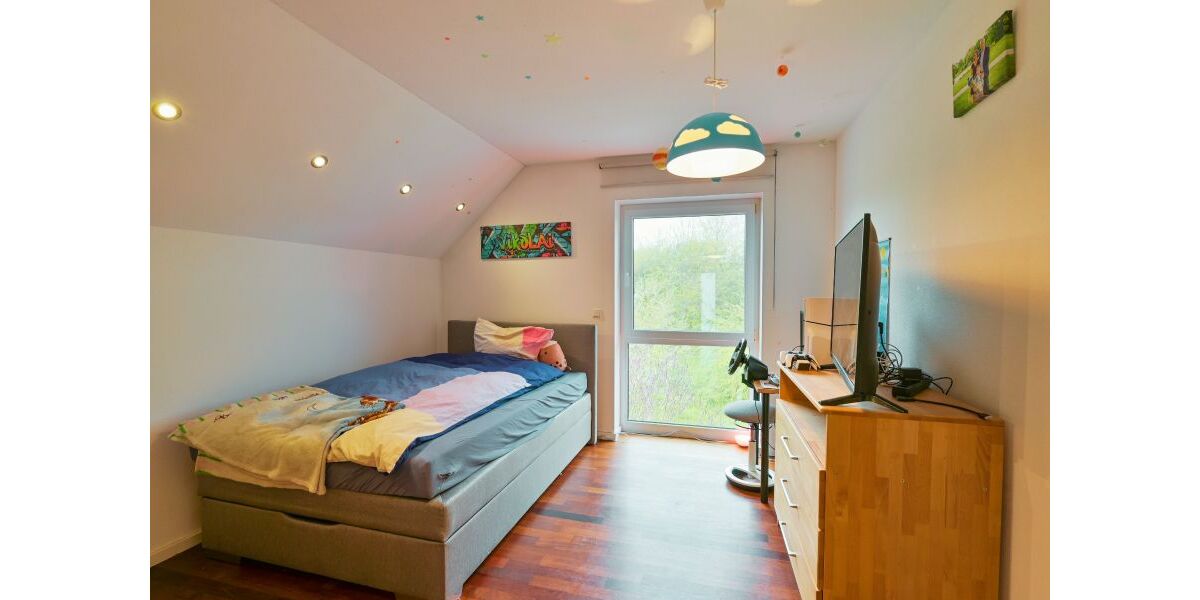 Provisionsfrei* Wunderschönes Architektenhaus mit Einliegerwohnung - Einfamilienhaus Babenhausen | Angebot:27572812