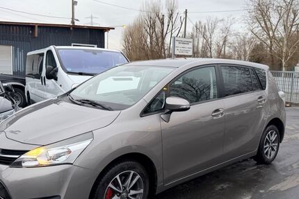 Toyota Verso 150.000 km 6.999 &euro; Frankfurt am Main 60486