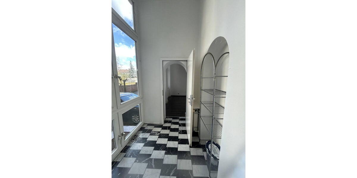 Etagenwohnung Hanau Lamboy - 4 Zimmer, 108 m&sup2;, 1.200&euro; | Angebot:26027892