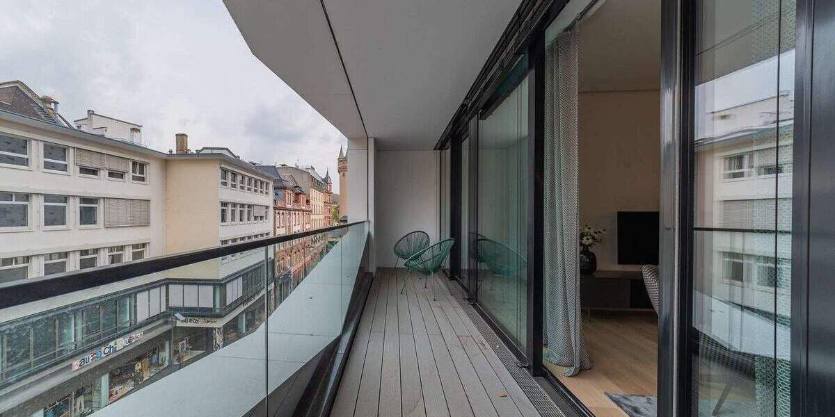 Etagenwohnung Frankfurt am Main Innenstadt - 2 Zimmer, 70 m&sup2;, 2.700&euro; | Angebot:25727277