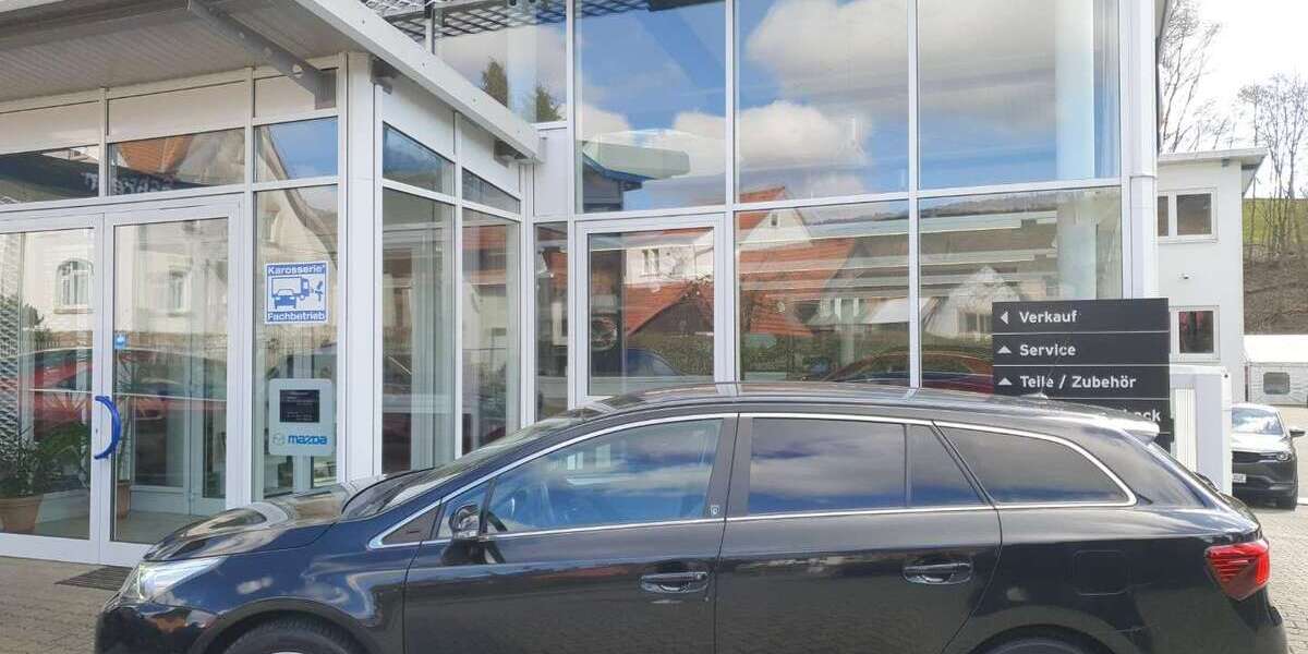 Toyota Avensis 138.843 km 15.850 &euro; Biebergemünd - Bieber 63599