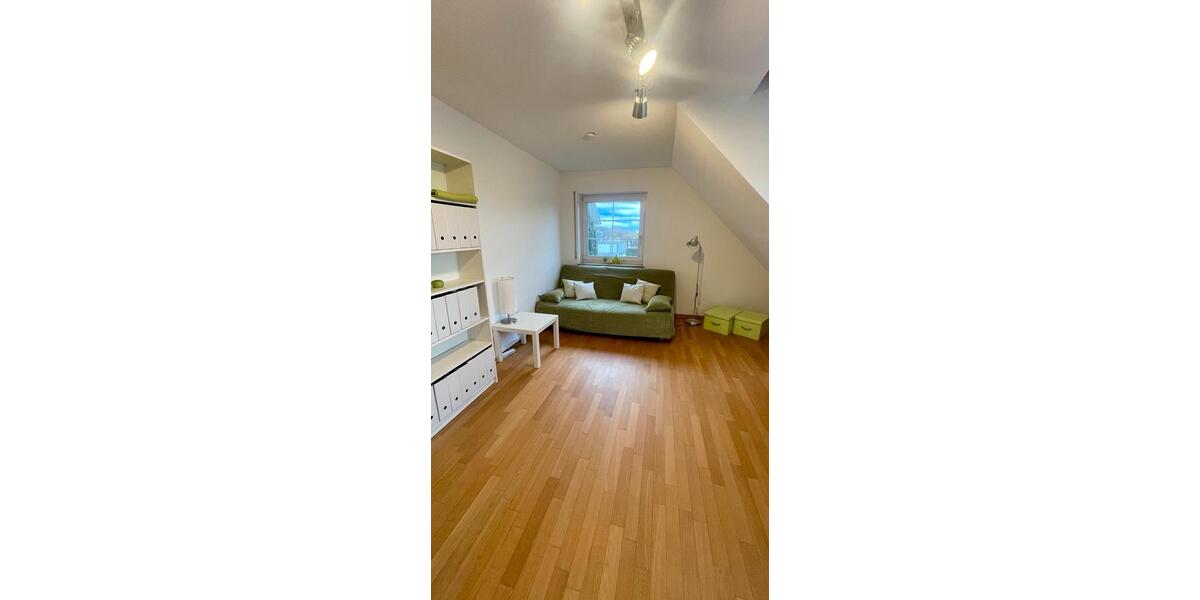 Dachgeschoßwohnung Langen (Hessen) - 3 Zimmer, 110 m&sup2;, 1.490&euro; | Angebot:26020935