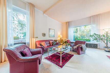 Wohnung Frankfurt Niederursel - 3 Zimmer, 120 m&sup2;, 1.700&euro; | Angebot:24700929