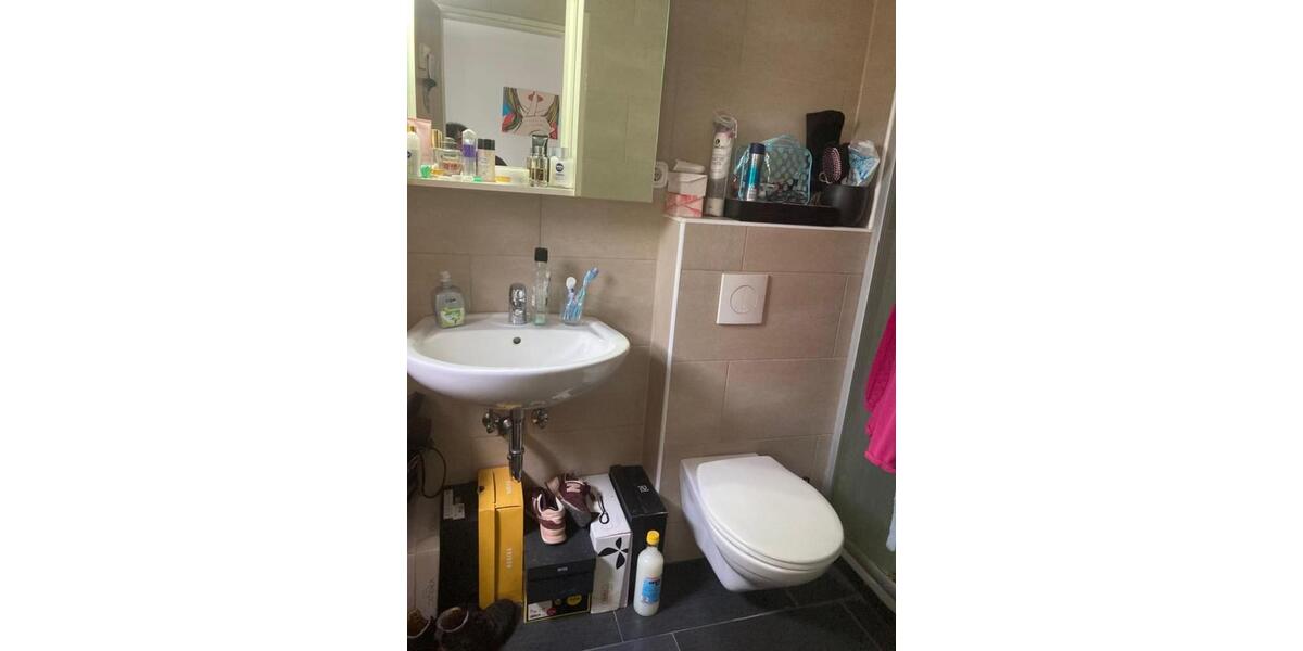 Etagenwohnung Frankfurt am Main Bornheim - 1 Zimmer, 22 m&sup2;, 670&euro; | Angebot:25843143