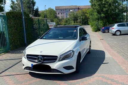 Mercedes-Benz A 200 215.000 km 8.999 &euro; Frankfurt 60486