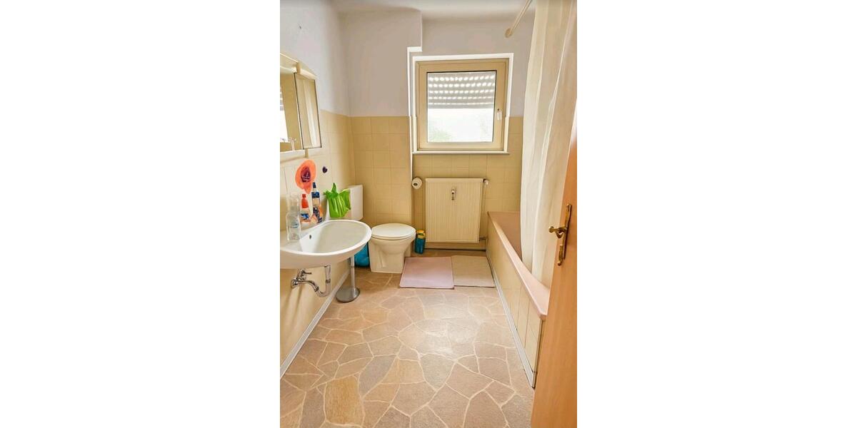 Hochparterre Hanau Lamboy - 3 Zimmer, 74 m&sup2;, 1.600&euro; | Angebot:25127053