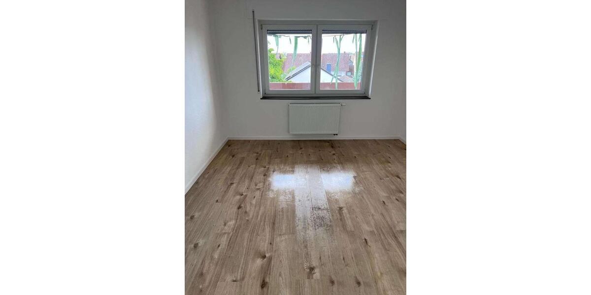 Etagenwohnung Großostheim - 3 Zimmer, 76 m&sup2;, 663&euro; | Angebot:26181774