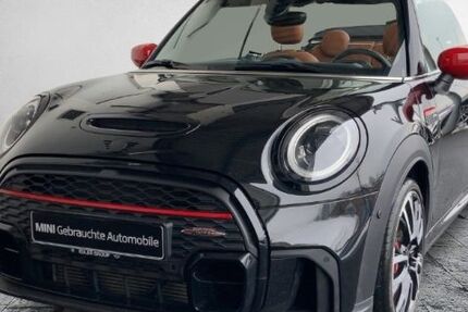 Mini John Cooper Works Cabrio 53.496 km 27.788 &euro; Frankfurt 60314