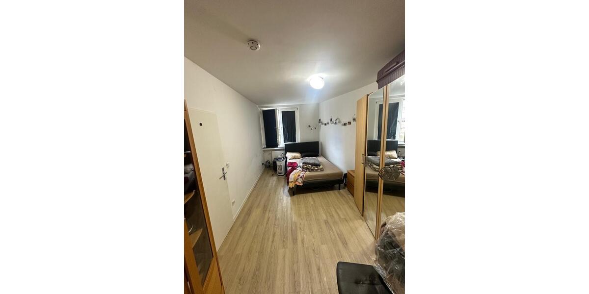 Etagenwohnung Frankfurt am Main Innenstadt - 2 Zimmer, 39 m&sup2;, 937&euro; | Angebot:25725496