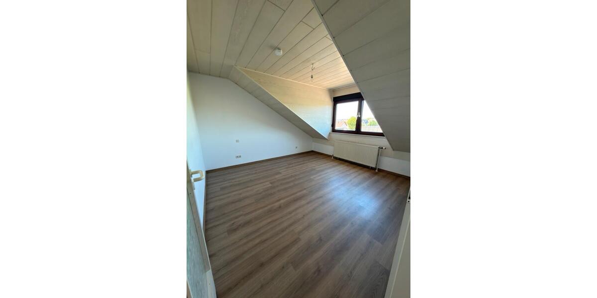 Dachgeschoßwohnung Eppertshausen - 2 Zimmer, 63 m&sup2;, 840&euro; | Angebot:27554838