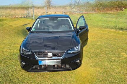 Seat Ibiza 82.800 km 14.400 &euro; Seligenstadt 63500