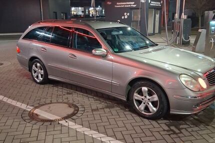 Mercedes-Benz E 320 237.220 km 4.700 &euro; Frankfurt am Main 60326