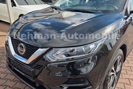 Nissan Qashqai 59.800 km 14.490 &euro; Karlstein 63791