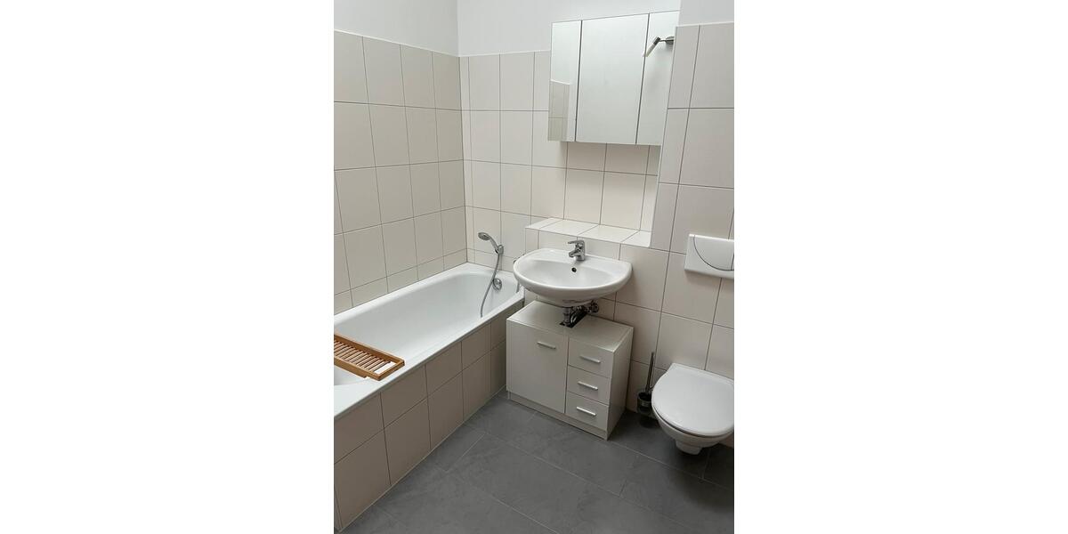 Reihenhaus Hanau Lamboy - 3 Zimmer, 81 m&sup2;, 360.000&euro; | Angebot:25364756