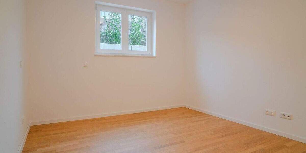 Etagenwohnung Frankfurt am Main Hausen - 3 Zimmer, 105 m&sup2;, 2.310&euro; | Angebot:25751234