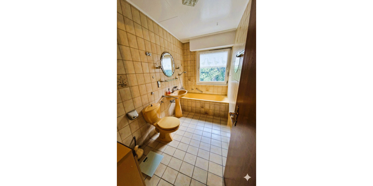 Bungalow Echzell - 5 Zimmer, 150 m&sup2;, 1.250&euro; | Angebot:25379628