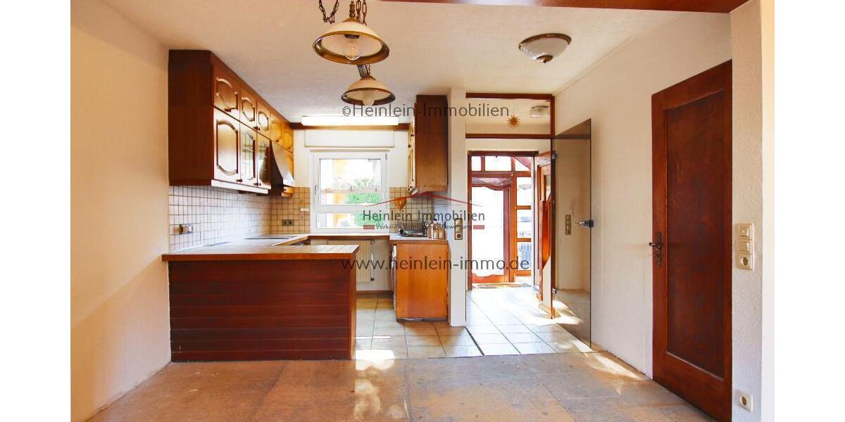 Charmantes Reihenmittelhaus 5 ZKBB* tgl.Badezimmer* kleiner Garten* Gartenhütte* Frankfurt-Gallus - Reihenmittelhaus Frankfurt Gallus Viertel | Angebot:26033989